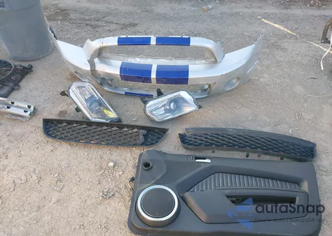 2012 Ford Shelby Gt500 z USA, uszkodzony, nr VIN 1ZVBP8JS3C5232146